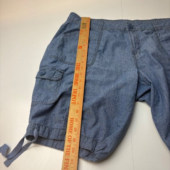 St. Johns Bay Womens Blue Chambray Cargo Shorts 18W Cottage Boho Vtg - Picture 6 of 7